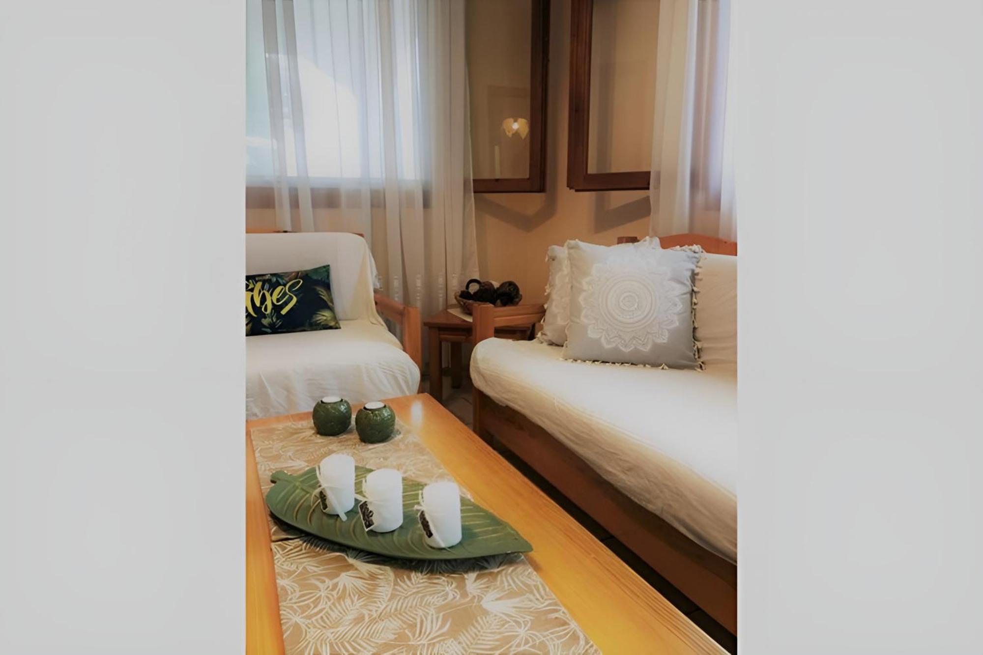 Nikos House Holiday home *
